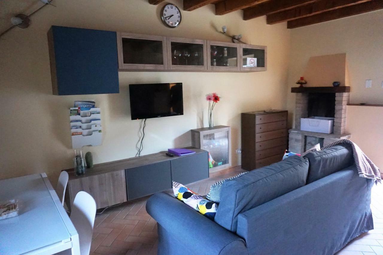 La Casa Di Edone Apartment มอนซามบาโน ภายนอก รูปภาพ